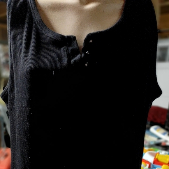 Summer Tops - Picture 6 of 9